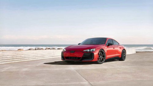 12 sedans that can outrun the Porsche 911 in a straight line