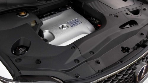 Lexus, Lexus RX, Rolls-Royce, The Lexus RX has a Rolls-Royce ride and can be yours for $15k