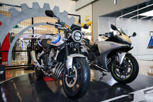 【国内400版にも期待!】ホンダ「CB500 SUPER FOUR」のカラバリ判明! 気になる最新情報＆追加写真もチェック!