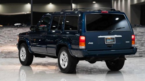 AWD, SUV, This unassuming, AWD six-cylinder SUV from America could outrun a Golf GTI in the '80s