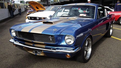 Muscle Cars, 9 muscle cars that became legends long before prices exploded