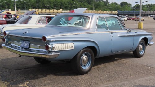 The 1962 Dodge Polara 500 showed up bold and didn’t apologize for it