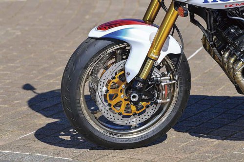 ACサンクチュアリー CBX（ホンダ CBX）RCM初の6気筒車にワンオフを駆使してコンプリート化【Heritage&amp;Legends】