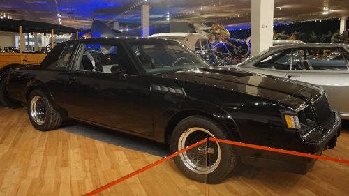 10 rare American cars that collectors are hunting right now