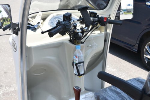 雨も日差しもへっちゃら! 屋根付き三輪バイク「AP TRIKES125」の魅力