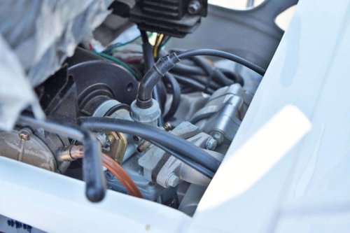 雨も日差しもへっちゃら! 屋根付き三輪バイク「AP TRIKES125」の魅力