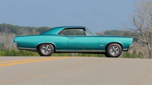 Vintage American cars that came to symbolize an era