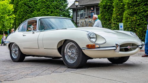 5 classic cars from the 1960s with high resale value