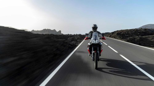 The Yamaha adventure bike that can go the distance without breaking a sweat