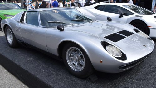 10 classic cars that still look better than modern designs