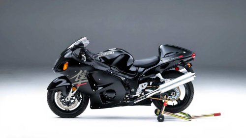 Suzuki built the fastest motorcycle nobody could handle
