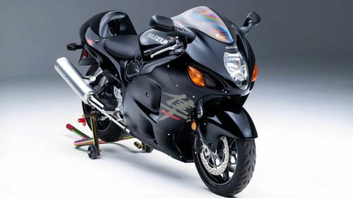 Suzuki built the fastest motorcycle nobody could handle