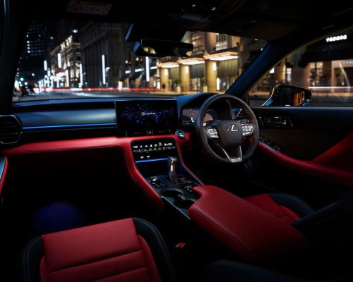 「レクサスIS」の大幅改良モデル発売 さらに気持ちよくスポーティーに