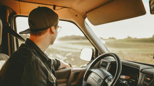 10 things people hate about driving &amp; 10 they love