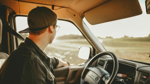 10 things people hate about driving &amp; 10 they love