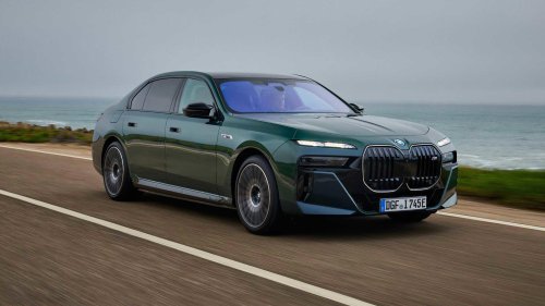 BMW i7: The luxury EV sedan that understands the assignment
