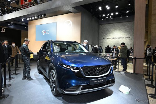 マツダ『CX-5』新型、初公開の新色「ネイビーブルーマイカ」を引っさげて「東京オートサロン2026」に登場!