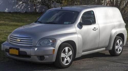 10 cars that quietly last longer than drivers expect