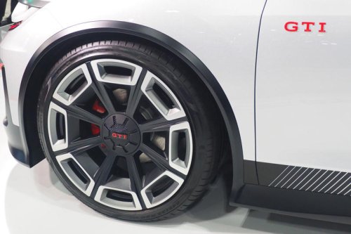 フォルクスワーゲンが「GTI」誕生50周年を記念しBEV「ID. GTIコンセプト」を国内初披露【東京オートサロン2026】