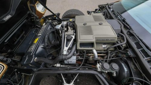Good on paper, bad on the road: GM's failed cross-fire V8