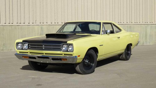 Plymouth Belvedere: Generations, key differences, and market values