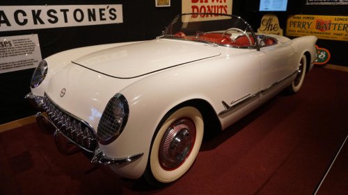 10 automotive legends that still influence new cars