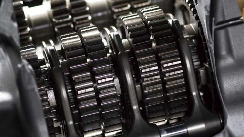 Kawasaki's supercharged engineering: The Ninja H2 and H2R