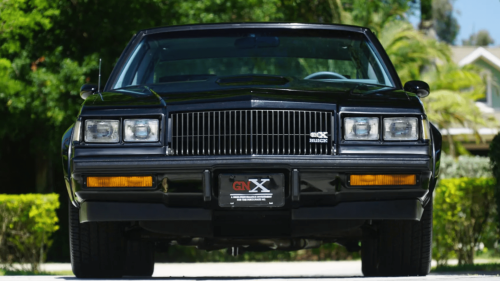 The American car that spawned a cult in Japan