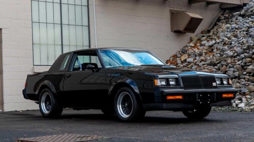 The American car that spawned a cult in Japan