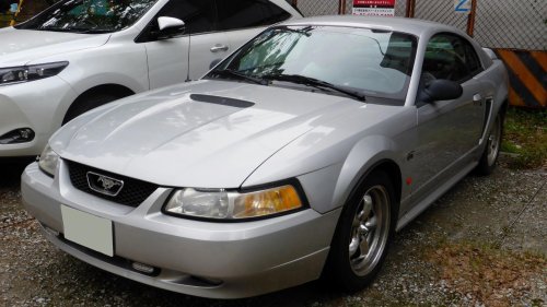 Memory lane: 20 cars from the '90s we miss seeing today