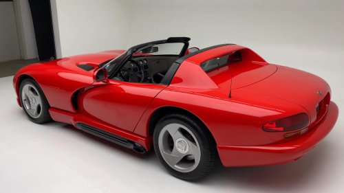 Memory lane: 20 cars from the '90s we miss seeing today