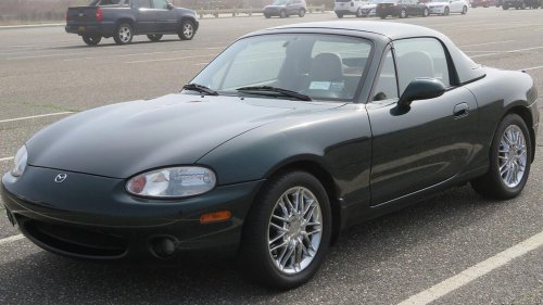 Memory lane: 20 cars from the '90s we miss seeing today