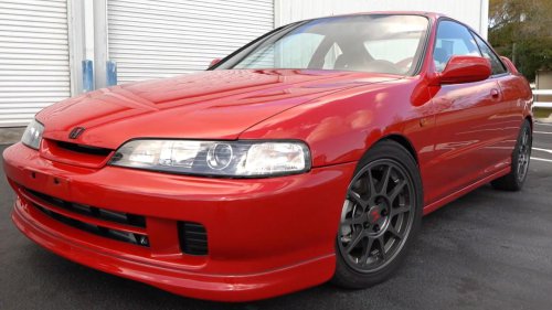 Memory lane: 20 cars from the '90s we miss seeing today