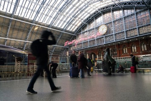 Channel Tunnel power malfunction fixed, but rail delays linger