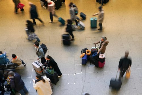 Channel Tunnel power malfunction fixed, but rail delays linger