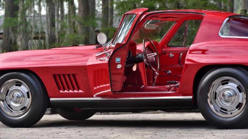 This old-school muscle car is still a supercar killer today