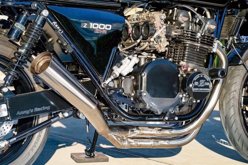 アニーズ Z1-R（カワサキ Z1-R）変わるカラーと17インチ化でスタイリッシュに【Heritage&amp;Legends】
