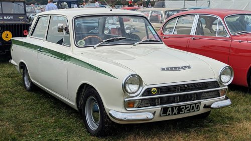 20 vintage classics that felt faster than anything in their class