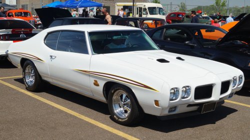 High-powered muscle cars that will get you respect from real enthusiasts