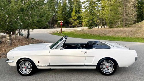 Ford, Ford Starliner: The forgotten muscle car that predated the GTO