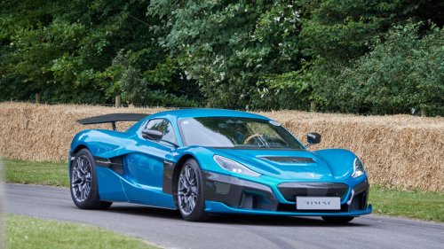 9 cars that build speed faster than most drivers can react