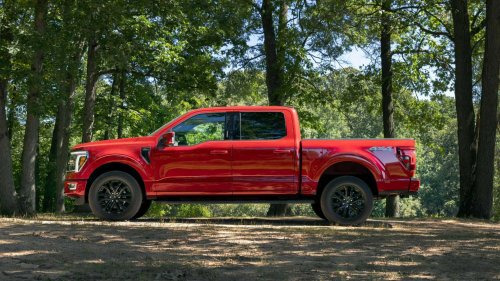 Why veteran mechanics quietly avoid newer domestic trucks