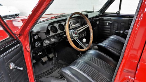 Pontiac, Pontiac built the world's first muscle wagon
