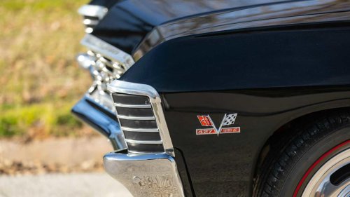 Chevy, The cheapest '60s car with the legendary Chevy 427 V8 under the hood