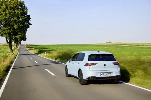Esta es la carretera con la recta más larga de España: un desafío tan monótono como engañoso