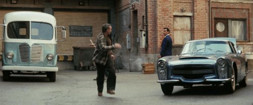 The cars of Fallout are ever-present beacons in the wasteland