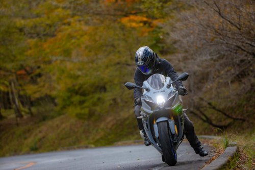 パーフェクト!新型『DR-Z4SM』で峠を走ったら夢のような体験をした【SUZUKI DR-Z4SM インプレ・レビュー③ ワインディング 前編】