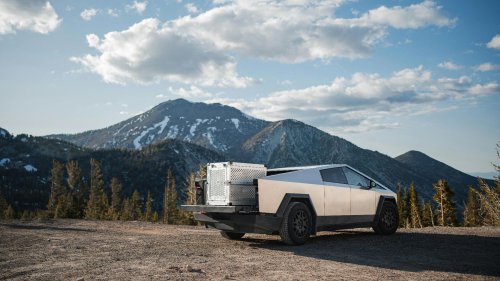 The top 10 EV markets in the world &amp; 10 countries that are lagging behind