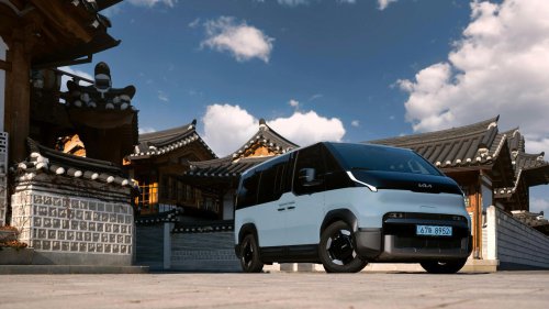 The top 10 EV markets in the world &amp; 10 countries that are lagging behind