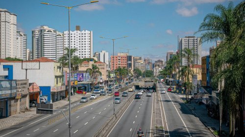 The top 10 EV markets in the world &amp; 10 countries that are lagging behind